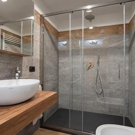 4061 Maison Gerard Roccia Viva Apartment *
